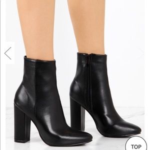 LolaShoetique Shein Moment -BLACK PU